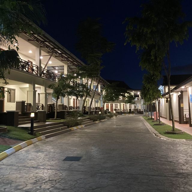 Cozy Stay at Lotus Seaview Beach Resort