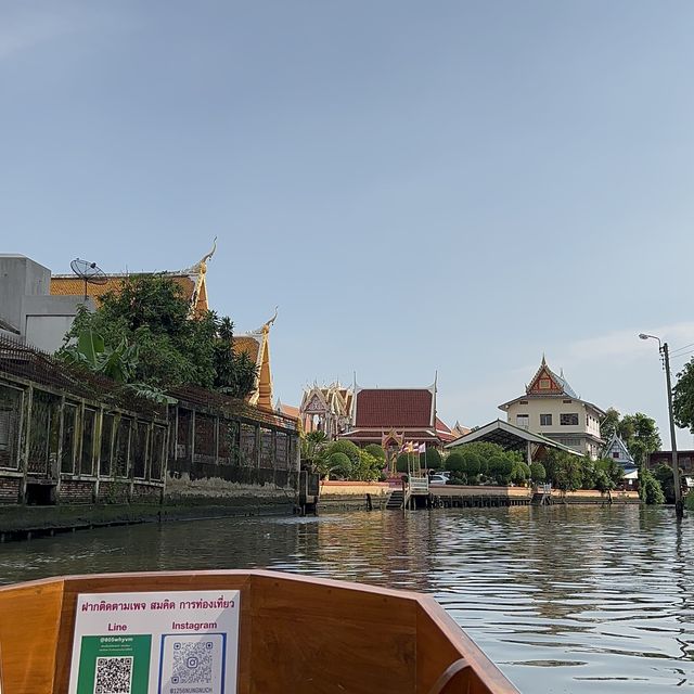 Wat Paknam Bhasicharoen 