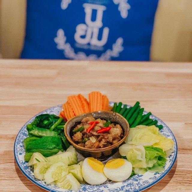 ร้านนิยม โฮมเมด เชียงใหม่ อาหารไทย