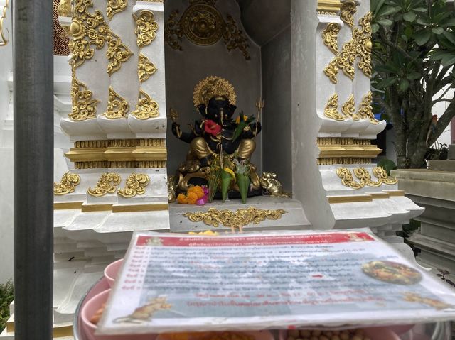ไหว้ขอพรพระพิฆเนศ วัดดังเชียงใหม่ ‘วัดป่าแดด’