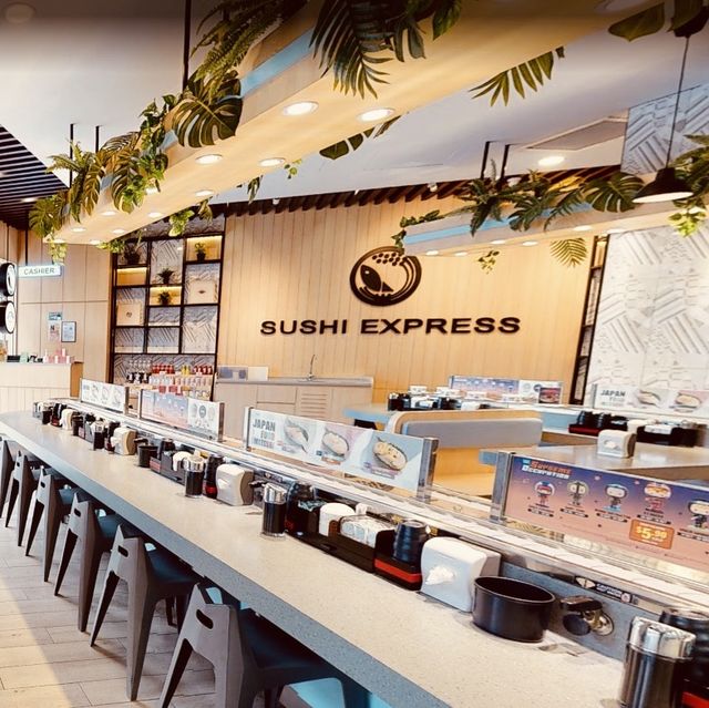 😋Sushi Express🍣✨….great dining in town