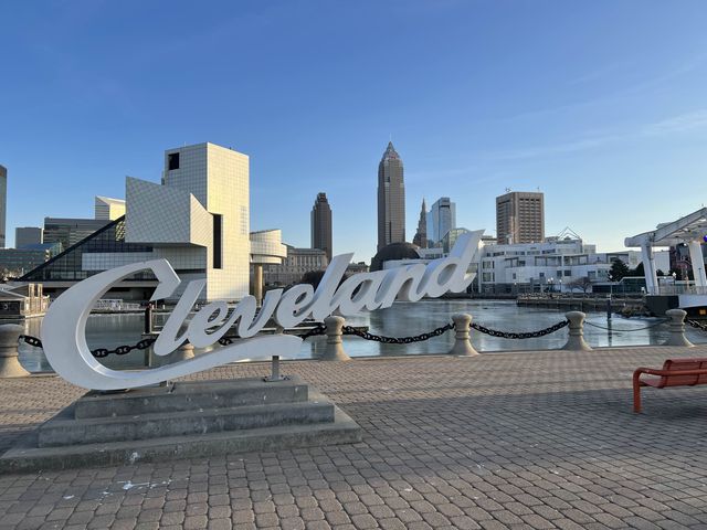 Cleveland - Rock and Dock