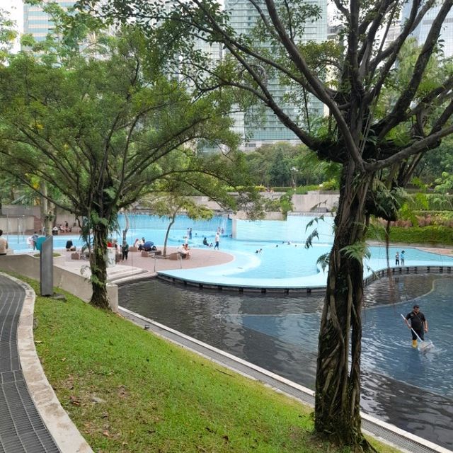 KL กลับมาอีกครั้งในรอบสิบห้าปี 