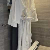 นอนสบาย สวนน้ำสนุกที่ Holiday Inn Vana Nava Huahin