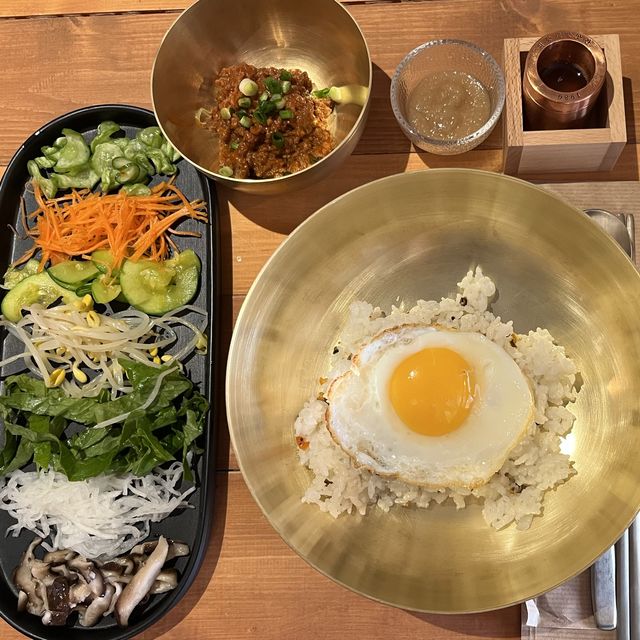 [인천 개항로] 갓 짠 참기름으로 먹는 건강하고 고소한 비빔밥집! ‘파랑새방앗간’