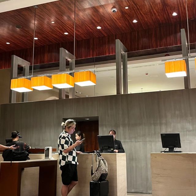 🏢🌆 香港尖沙咀凱悅酒店─維港絕美景色🌟🛍️