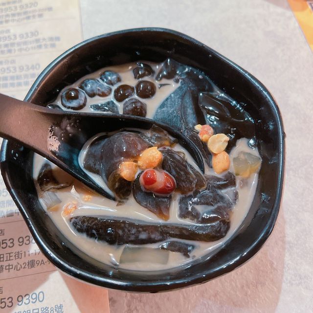 同好友飯聚，又去咗牛大人打邊爐啦😆高質火鍋真係百吃不厭🤤