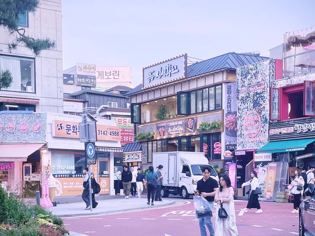 Explore a day in Gwangjang Market 