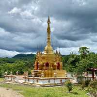 태국 빠이 Wat Tan Chet Ton 스쿠터여행 중 우연히 발견한 사원