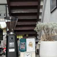 Helix Koff  คาเฟ่ชิคๆ สายบุรี 