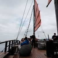 香港｜欣賞維港景色《張保仔帆船》⛵️