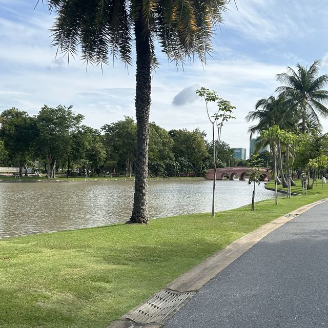 สวนจตุจักร 🌳”🚶🏻‍♀️..🚶🏻— เที่ยววันหยุด!!!!