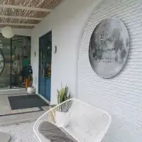 2 ร้าน 2 วิว​ chill ที่เขาพระตำหนัก​