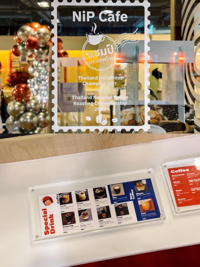 เคาน์เตอร์ไปรษณีย์ MBK Center X Nippostcafe