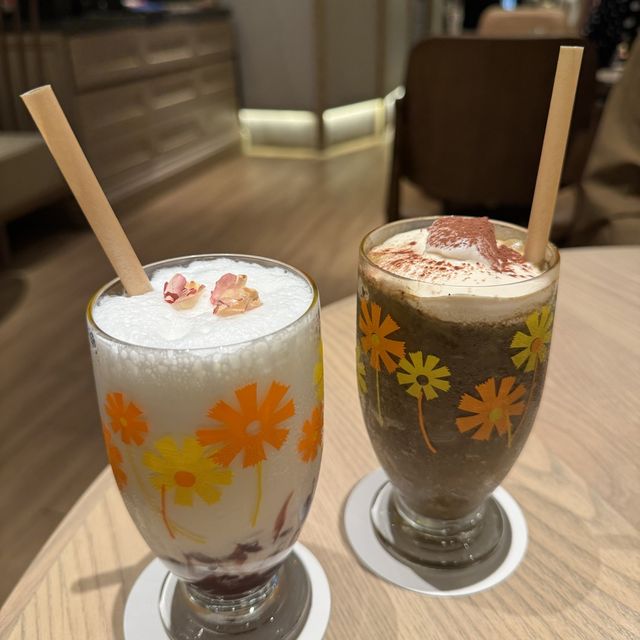 聖誕氣氛超好的日式洋食屋🎄☕️ 聖誕氣氛超好的日式洋食屋🎄☕️