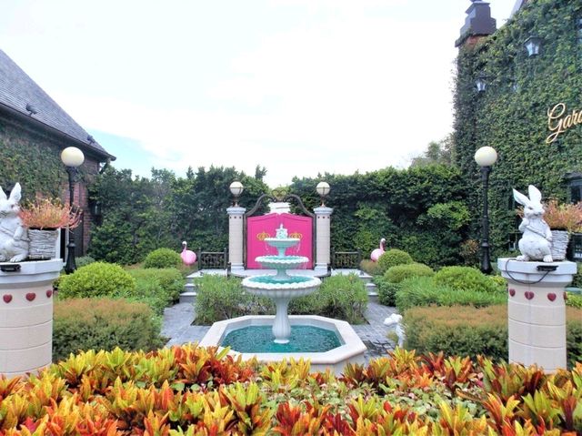 ร้านอาหารกึ่งธีมปาร์คสุดแฟนตาซี