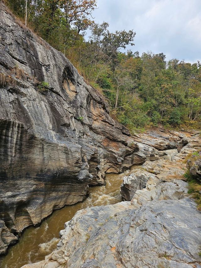 📍อุทยานแห่งชาติออบขาน Unseen ช่องหน้าผางาม