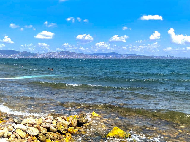 Teos Kınalıada Beach & Restaurant