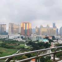 官也街+大潭山斜行升降機(買手信+高處遠眺整個澳門景色)