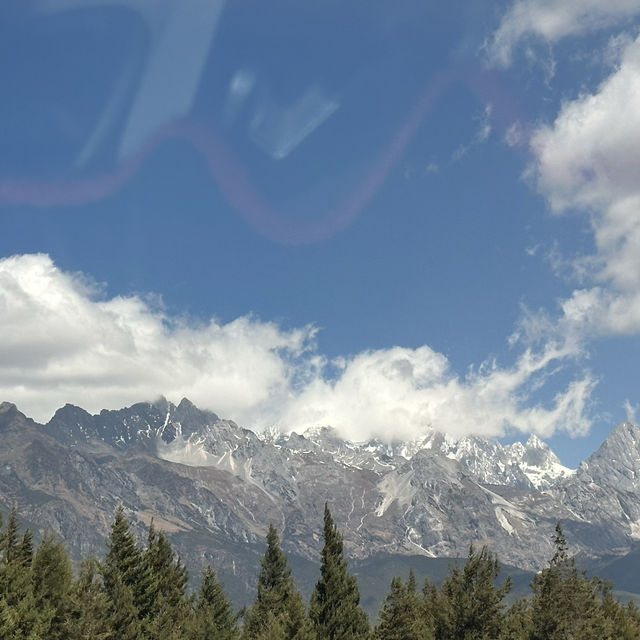 【玉龍雪山】藍月谷：靚景，有人吸氧