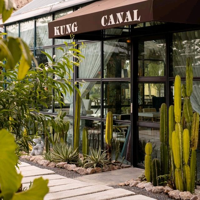 Cafe