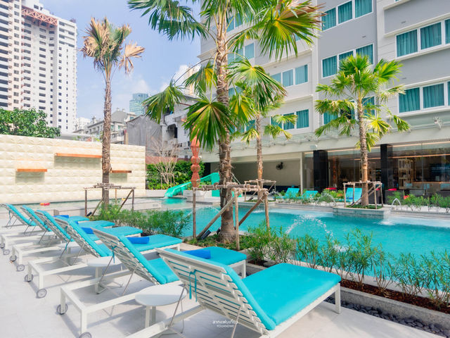 Novotel Living Bangkok Sukhumvit Legacy
