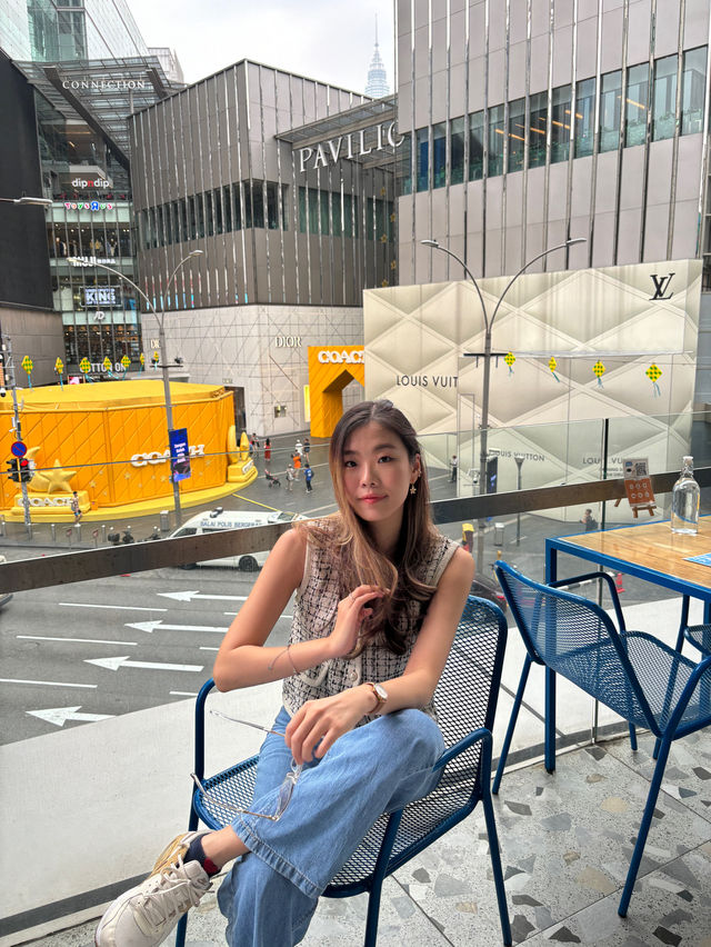 Come True Cafe