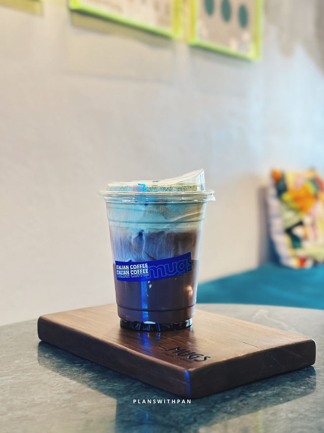 MUGS CAFE Phuket