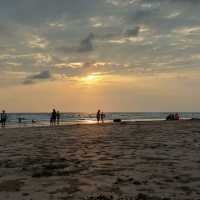 ชมทะเลเมืองจันทน์ ที่หาดเจ้าหลาว