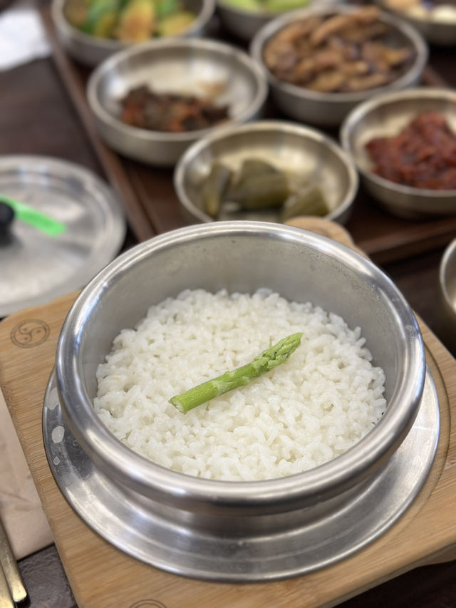 건강한 한식당 실내데이트 🌿 전국 각지의 반찬을 경험하실 수 있는 시간💚
