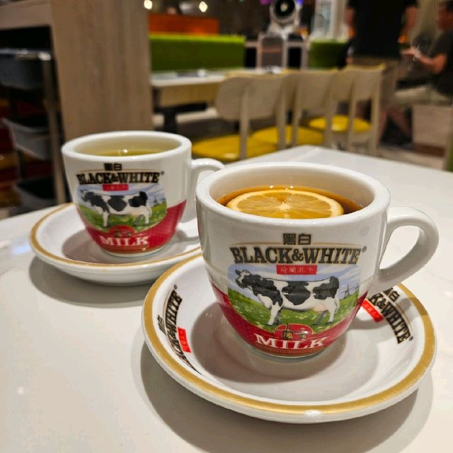 支持一下香港家庭式茶餐廳
