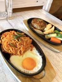 【北九州ランチ】熱々の鉄板ナポリタンがお気に入り🍝アメリカンなカフェ🇺🇸