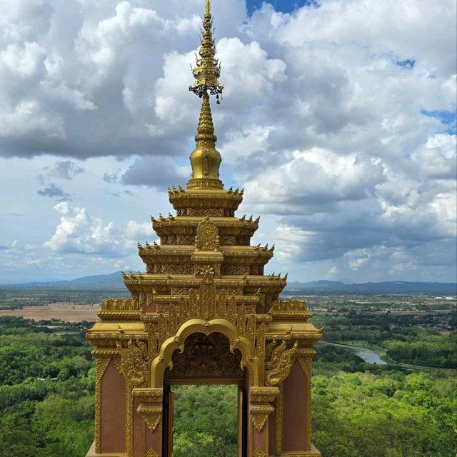 วัดพระธาตุดอยพระฌาน ลำปาง