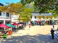Ngong Ping Village: เสน่ห์แห่งธรรมชาติและวัฒนธรรม