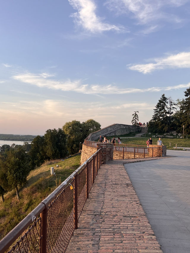 塞爾維亞最美日落地點🇷🇸🌇⛲️