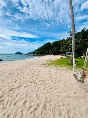 เกาะสวรรค์ริมชายหาดในประเทศไทย