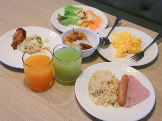 มาพักชมวิวที่ Pino Late 