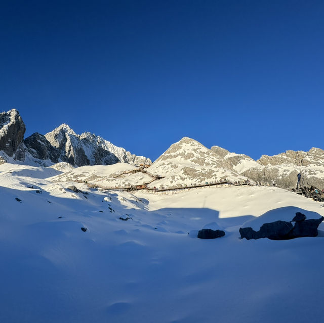 ภูเขาหิมะมังกรหยก Jade dragon snow mountain 🏔️🗻
