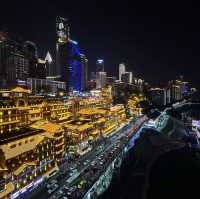 看夜景之最———洪崖洞千廝門大橋
