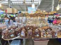 ตลาดประมงพื้นบ้าน อ่างศิลา