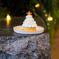 Ayatana Cafe: A Charming Spot in Charoenkrung with Festive Desserts and Unique Drinks