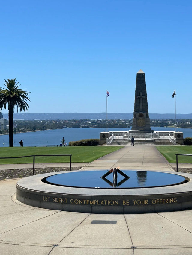 Perth 必去兩大景點～Perth 偶遇周杰倫同款藍色小屋 💙 Kings Park and Botanic Garden 國王公園