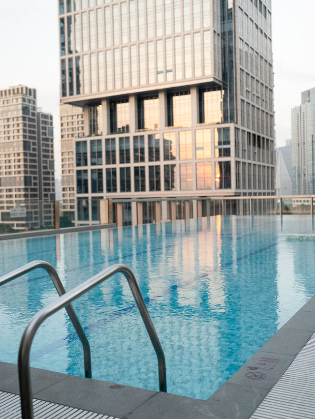 【前海氛圍感酒店睇日落 2400㎡運動空間盡情灑汗🤩】