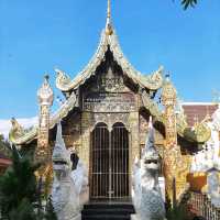 สักการะพระศรีสัพพัญญูสัมมาสัมพุทธเจ้า