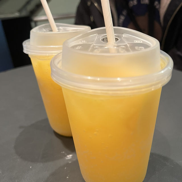 驚喜漢堡店