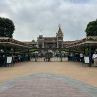 เที่ยวสวนสนุกฮ่องกงดิสนีย์แลนด์🎢🎠🏰