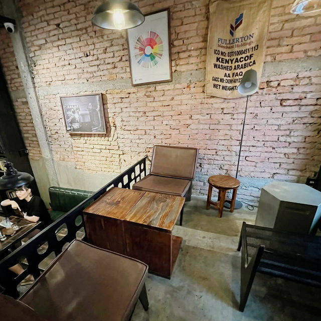 Urban Vibes at Soo Kafe Ben Thanh