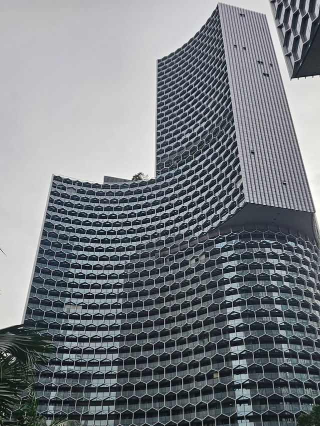 Urban Chic at Andaz Singapore