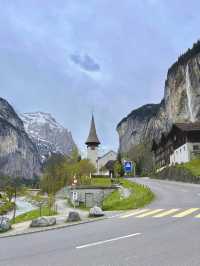 A Day of Leisurely Stroll in Lauterbrunnen! 