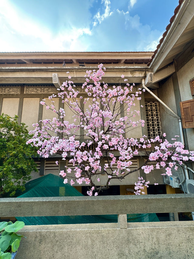 ベトナム　ホーチミン観光　ヴィンギエム寺（永厳寺）の七重の塔に圧倒された！